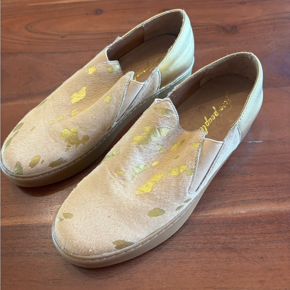 Free People Slip Ons - Picture 5 of 6